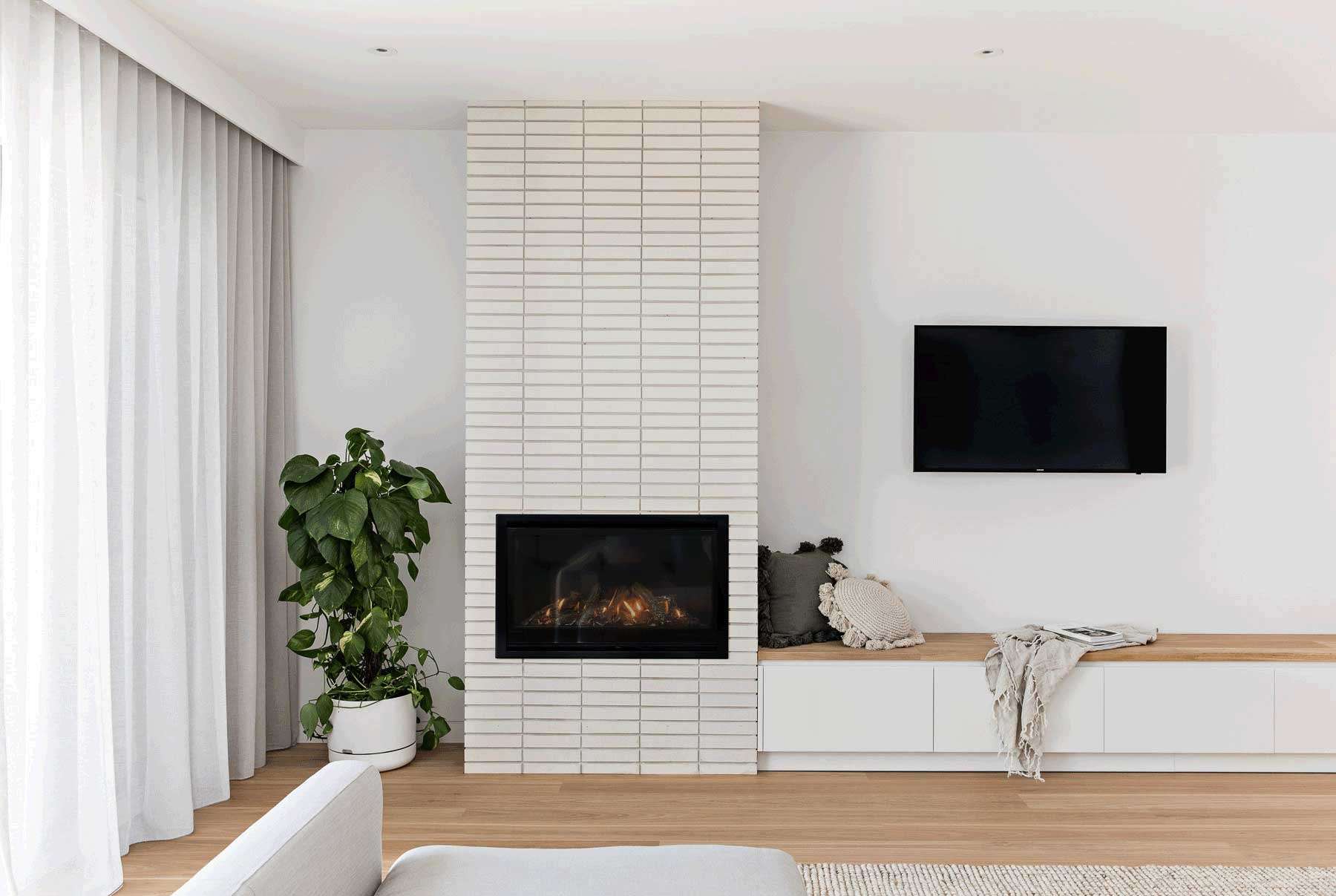 Escea DF960 indoor gas fireplace in modern living space